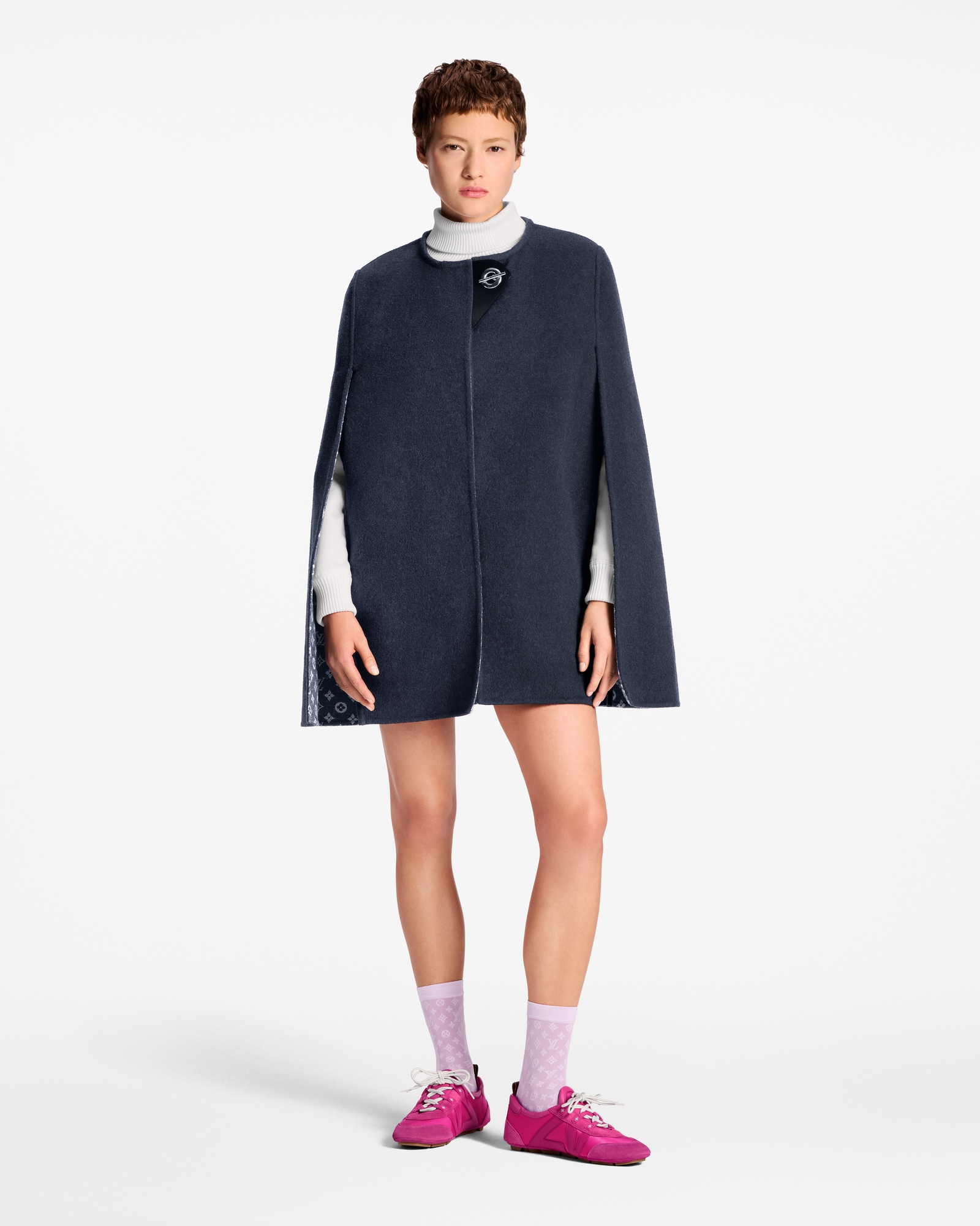 チェーンファスニングケープ ｜ルイ・ヴィトン 公式サイト - 1AJET0